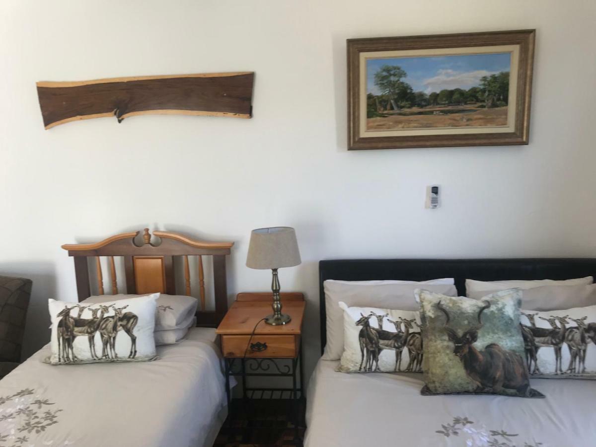 Towerzicht Guest House Ladismith Esterno foto