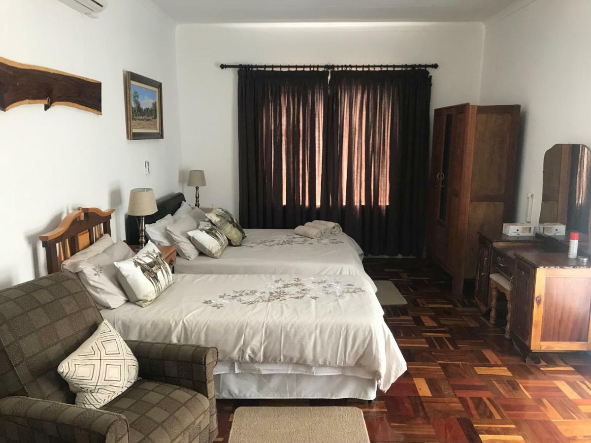 Towerzicht Guest House Ladismith Esterno foto