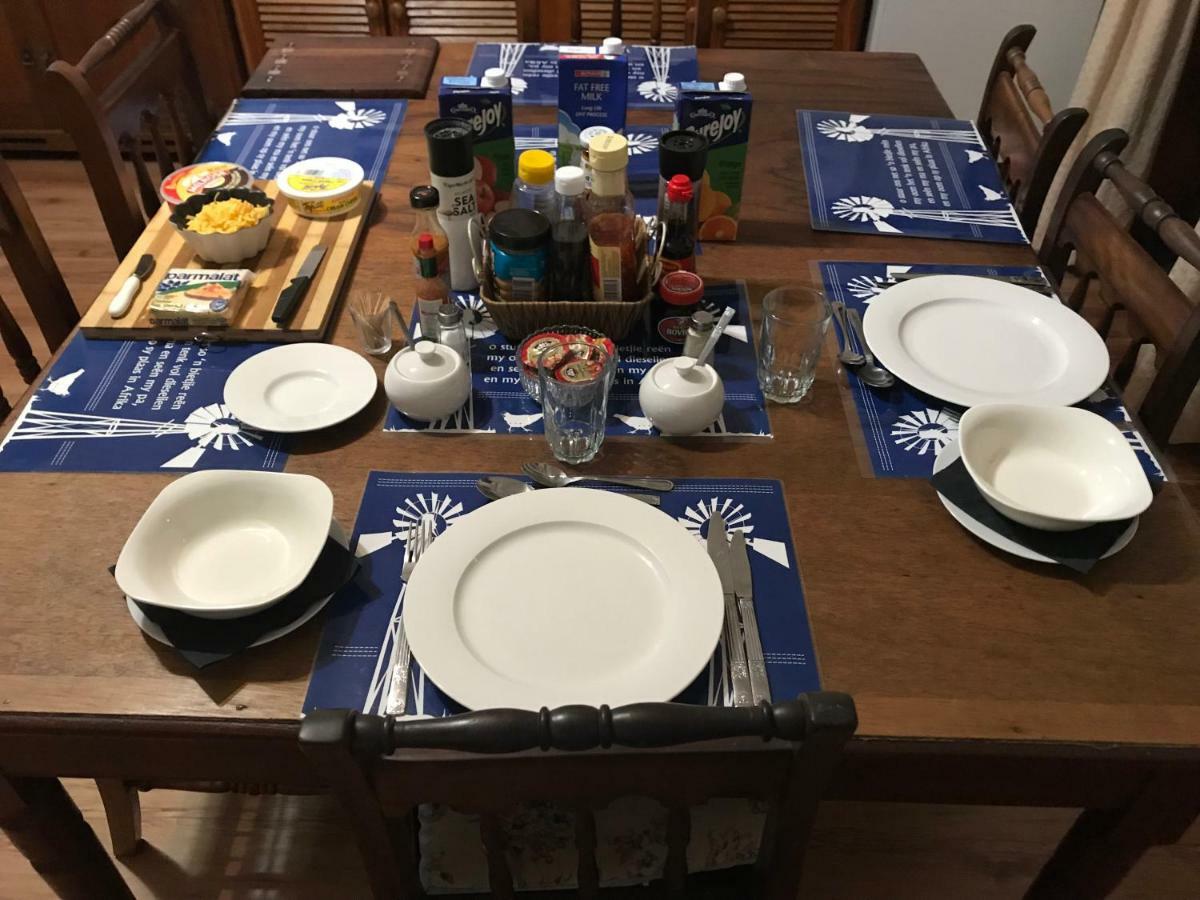 Towerzicht Guest House Ladismith Esterno foto