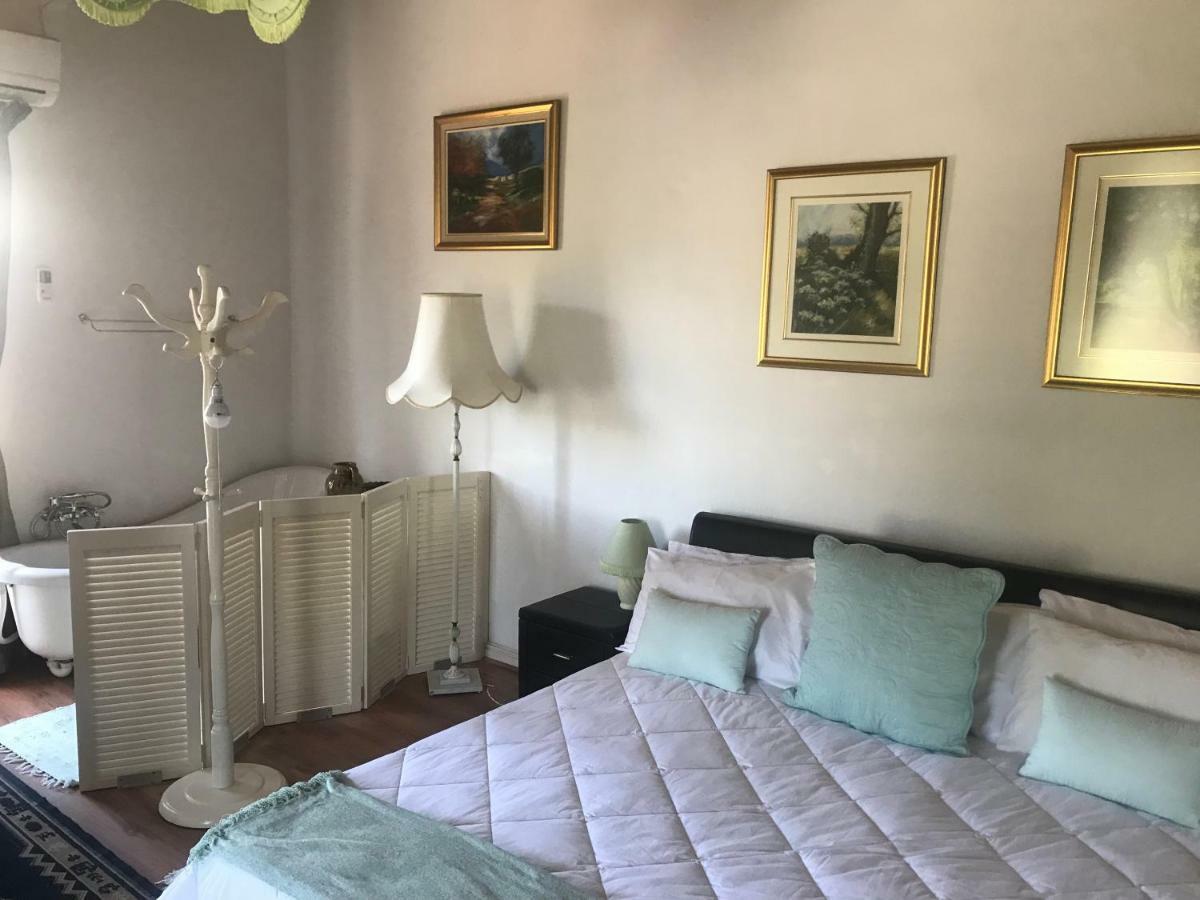 Towerzicht Guest House Ladismith Esterno foto