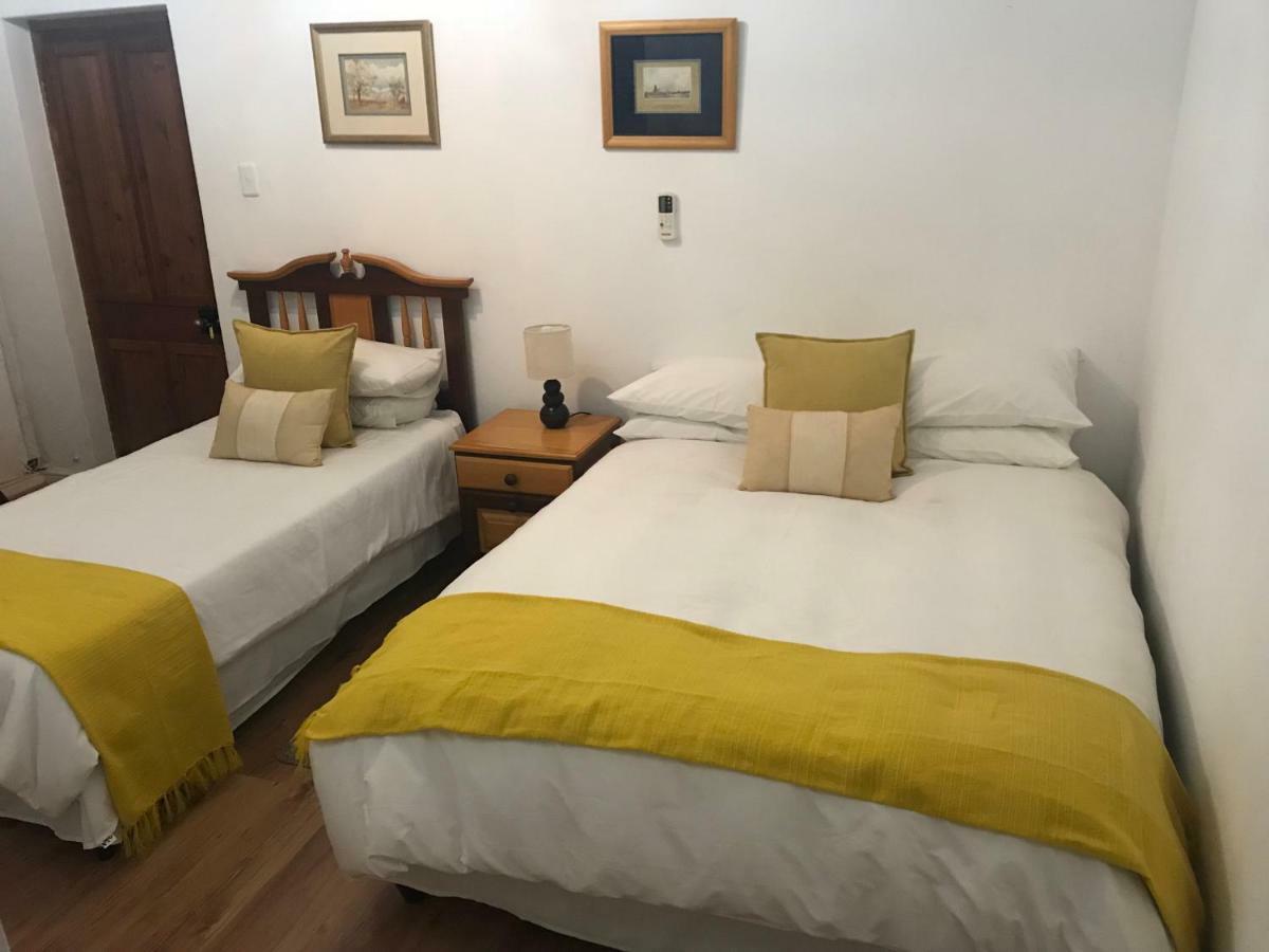 Towerzicht Guest House Ladismith Esterno foto